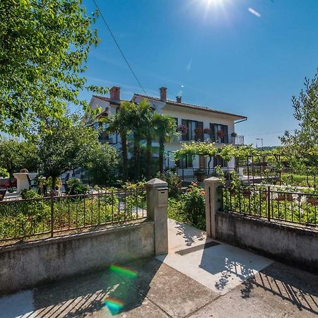 Apartman Ana Bajcici 외부 사진